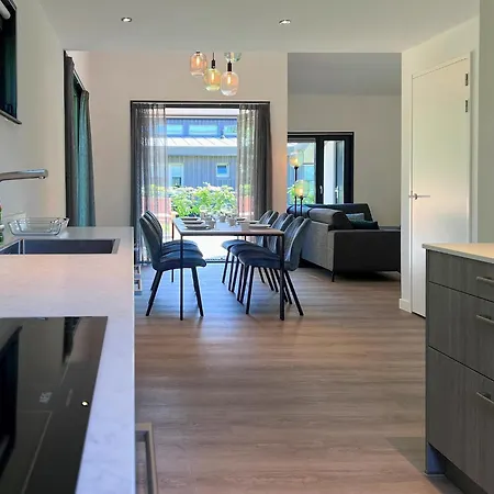 別荘 Eco-friendly With Terrace And Garden, Cleaning Included *