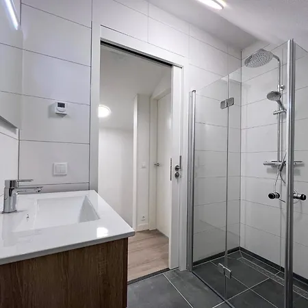 Eco-friendly With Terrace And Garden, Cleaning Included 別荘 Dirkshorn